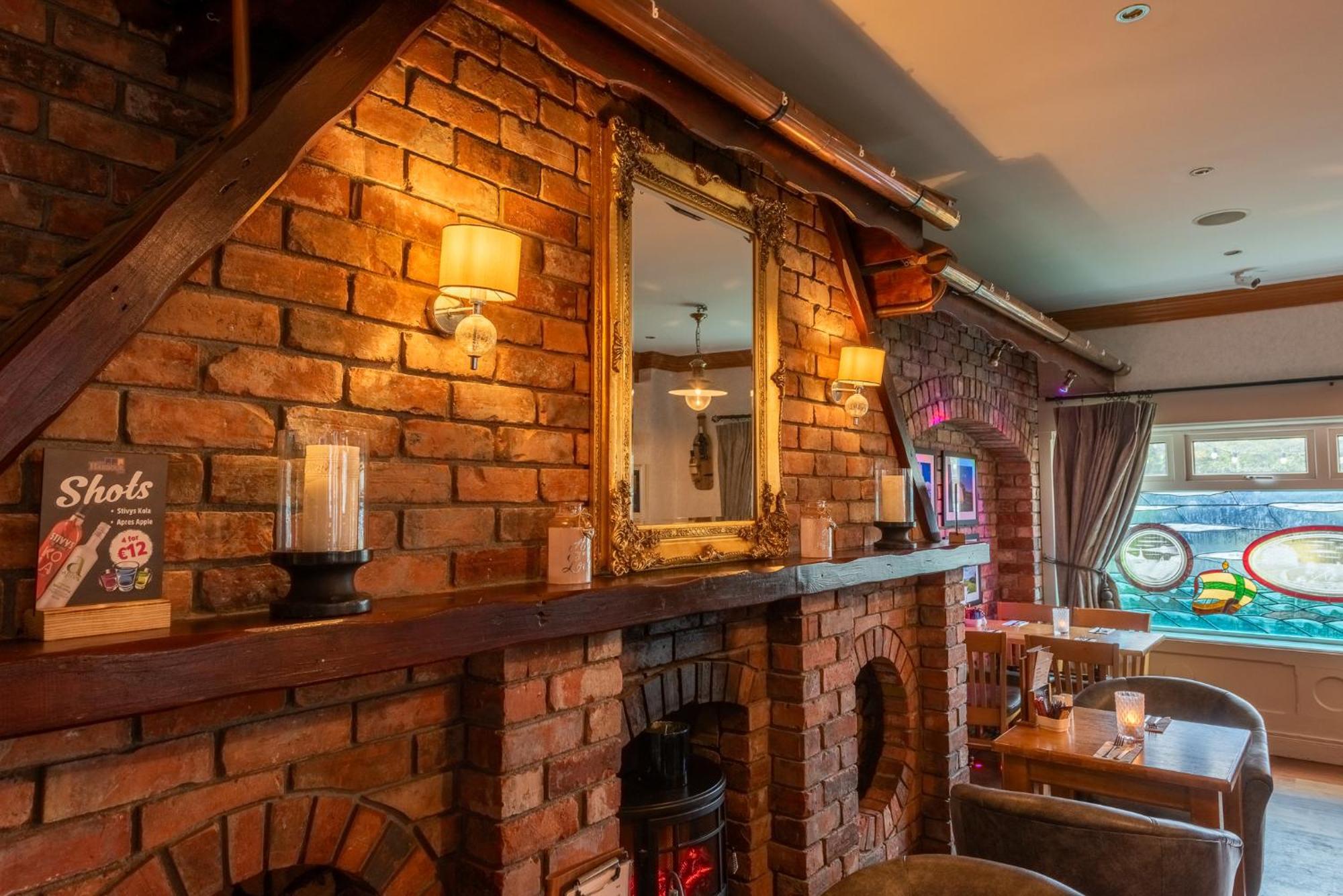 The Harbour Inn バンクラナ エクステリア 写真